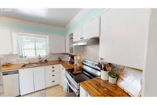 29785 Hound Dog Rd, Gold Beach, OR 97444 - Photo 11
