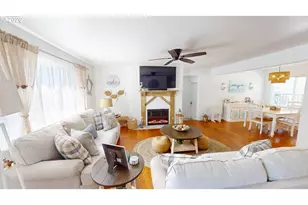 29785 Hound Dog Rd, Gold Beach, OR 97444 - Photo 3