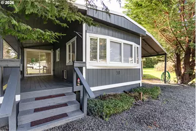5170 Grand Ave #38, Florence, OR 97439 - Photo 1