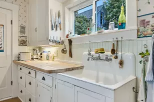 240 Lincoln St, Astoria, OR 97103 - Photo 9