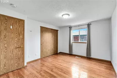 351 Elma Ct, Salem, OR 97301 - Photo 17