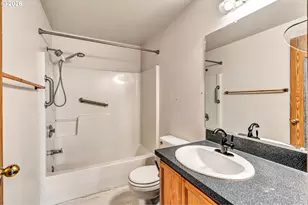 351 Elma Ct, Salem, OR 97301 - Photo 19