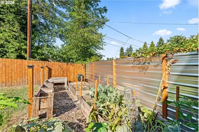 776 W Altamont St, Roseburg, OR 97471 - Photo 33