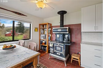 14830 NW Gillihan Rd, Portland, OR 97231 - Photo 19