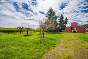 14830 NW Gillihan Rd, Portland, OR 97231 - Photo 37