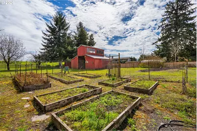 14830 NW Gillihan Rd, Portland, OR 97231 - Photo 39