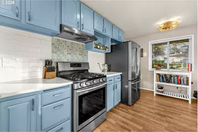 8901 Beacon Ave, Vancouver, WA 98664 - Photo 11