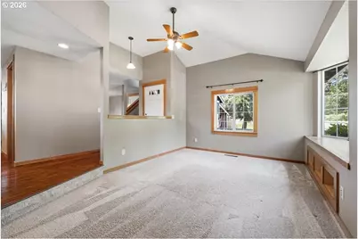 13032 Brookside Dr, Aurora, OR 97002 - Photo 7
