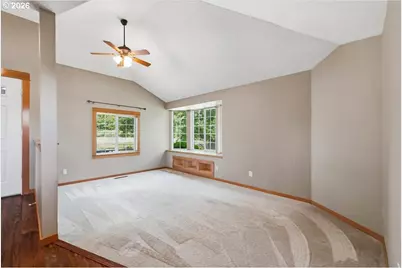 13032 Brookside Dr, Aurora, OR 97002 - Photo 5