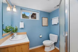 3219 SE Tibbetts St, Portland, OR 97202 - Photo 33