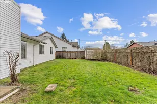 2931 Hollywood Dr NE, Salem, OR 97305 - Photo 29