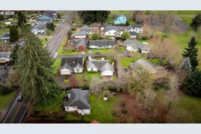 2931 Hollywood Dr NE, Salem, OR 97305 - Photo 31