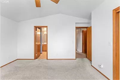 2931 Hollywood Dr NE, Salem, OR 97305 - Photo 17