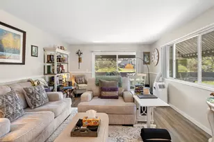 1700 NE Hogan Dr, Gresham, OR 97030 - Photo 7