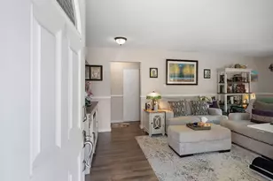 1700 NE Hogan Dr, Gresham, OR 97030 - Photo 5