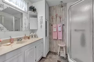 2902 E 2nd St, Newberg, OR 97132 - Photo 17