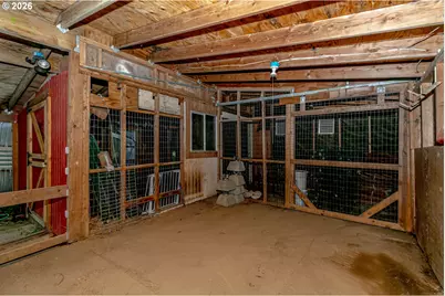 42440 SE Wildcat Mountain Dr, Sandy, OR 97055 - Photo 35