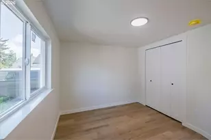 2404 10th St, Tillamook, OR 97141 - Photo 15