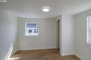 2404 10th St, Tillamook, OR 97141 - Photo 9
