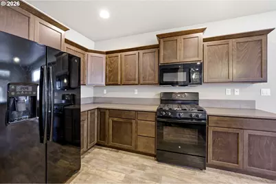 541 Derby St, Albany, OR 97322 - Photo 9