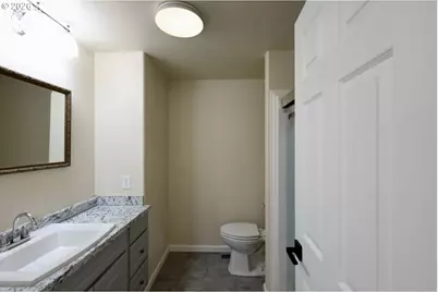 395 NE 10th St, Hermiston, OR 97838 - Photo 11