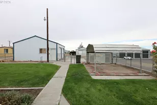 395 NE 10th St, Hermiston, OR 97838 - Photo 19