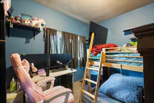 116 Cedar Ave, Tillamook, OR 97141 - Photo 17