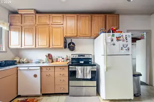 116 Cedar Ave, Tillamook, OR 97141 - Photo 15