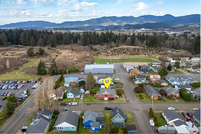 116 Cedar Ave, Tillamook, OR 97141 - Photo 29