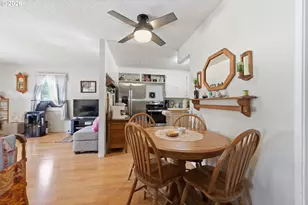 76342 Jasper Dr, Oakridge, OR 97463 - Photo 11