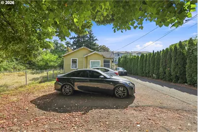 3234 SE 87th Ave, Portland, OR 97266 - Photo 5
