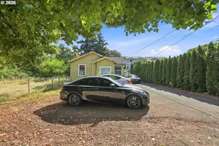 3234 SE 87th Ave, Portland, OR 97266 - Photo 5