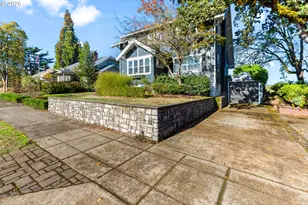 909 Center St, Oregon City, OR 97045 - Photo 43