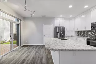 3750 SE Twelve Oaks St, Hillsboro, OR 97123 - Photo 15