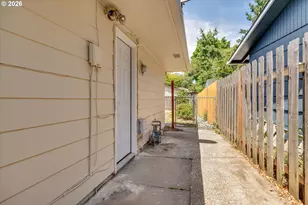 6601 SE Plum Dr, Milwaukie, OR 97222 - Photo 37