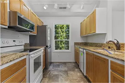 13210 SE 7th St #M60, Vancouver, WA 98683 - Photo 17