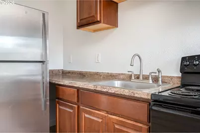 7180 SE Tolman St, Portland, OR 97206 - Photo 9