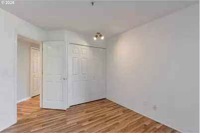 15420 NE Knott St #13, Portland, OR 97230 - Photo 9