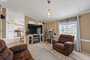 12450 SW Fischer Rd, Tigard, OR 97224 - Photo 11