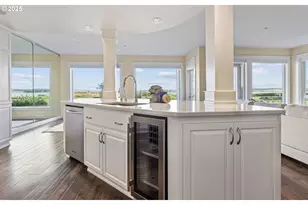 5421 SE Scenic Ln, Vancouver, WA 98661 - Photo 5