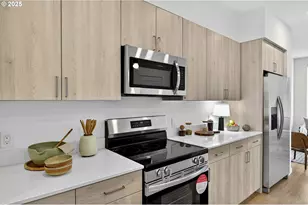 7272 NE Going St, Portland, OR 97218 - Photo 13