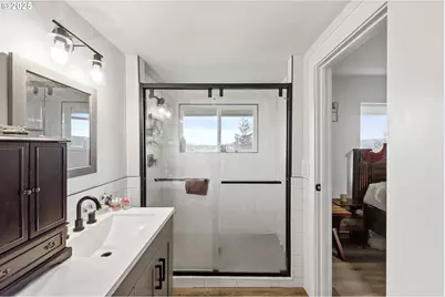 546 W Fir Ave, Coos Bay, OR 97420 - Photo 27