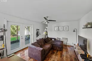 546 W Fir Ave, Coos Bay, OR 97420 - Photo 37