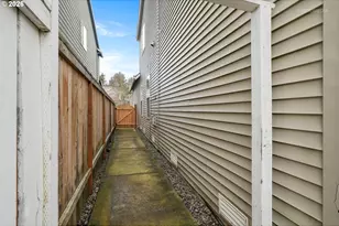 14572 SE Cherry Hill Ln, Milwaukie, OR 97267 - Photo 41