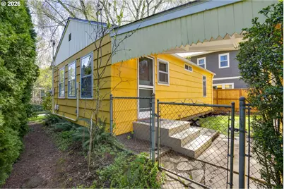305 SE 75th Ave, Portland, OR 97215 - Photo 25