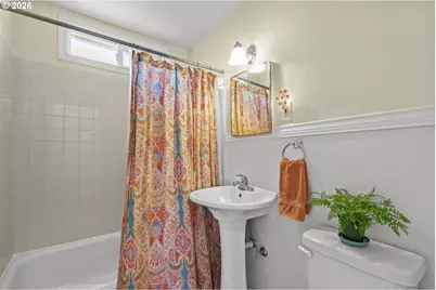 305 SE 75th Ave, Portland, OR 97215 - Photo 19