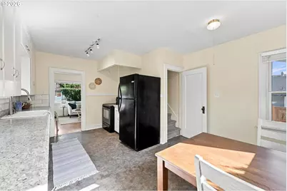1235 SW Cheltenham St, Portland, OR 97239 - Photo 21
