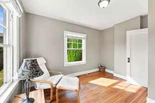1235 SW Cheltenham St, Portland, OR 97239 - Photo 33