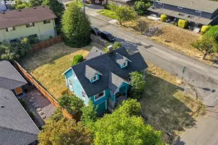 1235 SW Cheltenham St, Portland, OR 97239 - Photo 41