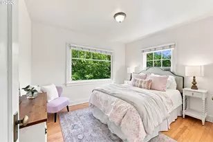1235 SW Cheltenham St, Portland, OR 97239 - Photo 31